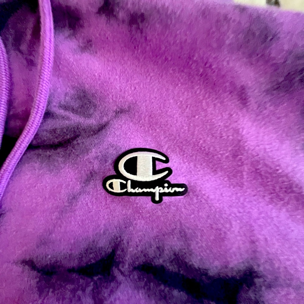Champions hoodie medium purple